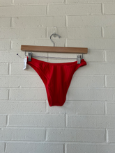 Load image into Gallery viewer, Pac Sun Womens Swimwear Size Small
