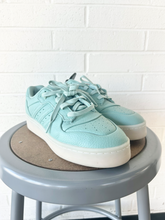 Load image into Gallery viewer, Adidas Casual Shoes Womens 9
