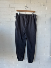 Load image into Gallery viewer, Skims Pants Size Medium
