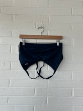Load image into Gallery viewer, Gym Shark Sports Bra Size Medium
