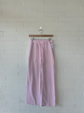 Load image into Gallery viewer, Comfrt Pants Size Medium
