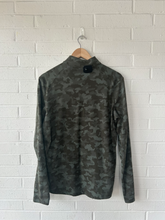 Load image into Gallery viewer, Lulu Lemon Athletic Jacket Size Medium
