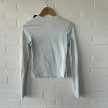 Load image into Gallery viewer, Skims Athletic Top Size Small
