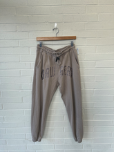 Load image into Gallery viewer, Athletic Pants Size Large
