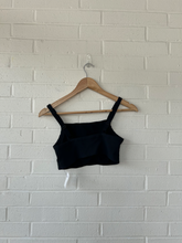 Load image into Gallery viewer, Offline Sports Bra Size Small
