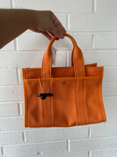 Load image into Gallery viewer, Coach Purse
