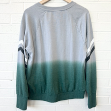 Load image into Gallery viewer, Colosseum Sweatshirt Size Large
