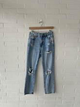 Load image into Gallery viewer, Pac Sun Denim Size 2 (26)
