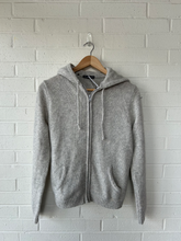 Load image into Gallery viewer, Brandy Melville Sweatshirt Size Small
