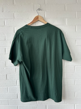Load image into Gallery viewer, Champion Short Sleeve Top Size Large
