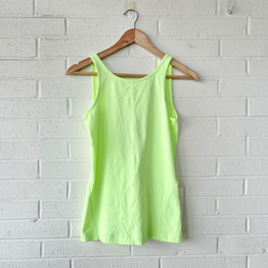 Lulu Lemon Athletic Top Size Medium