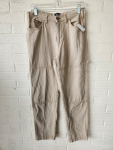 Load image into Gallery viewer, Bdg Pants Size 11/12 (31)
