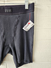 Load image into Gallery viewer, Skims Shorts Size Medium
