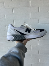 Load image into Gallery viewer, New Balance Mens Athletic Shoes Mens 12.5

