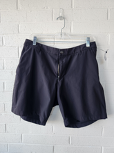Load image into Gallery viewer, Lulu Lemon Athletic Shorts Size Large

