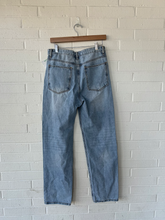 Load image into Gallery viewer, Edikted Denim Size Medium
