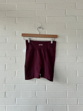 Load image into Gallery viewer, Aybl Athletic Shorts Size Medium
