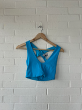 Load image into Gallery viewer, Lululemon Athletic Top Size Small
