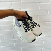 Load image into Gallery viewer, On Cloud Womens Athletic Shoes Womens 8
