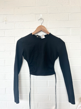 Load image into Gallery viewer, White Fox Long Sleeve Top Size Small
