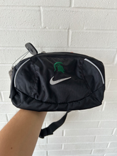Load image into Gallery viewer, Belt Bag
