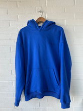 Load image into Gallery viewer, Sweatshirt Size Extra Large

