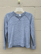 Load image into Gallery viewer, Lulu Lemon Sweatshirt Size Medium
