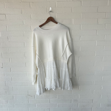 Load image into Gallery viewer, Altar'd State Sweater Size Large
