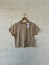 Load image into Gallery viewer, Abercrombie &amp; Fitch T-Shirt Size Extra Small
