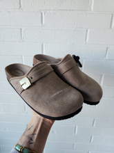 Load image into Gallery viewer, Dr. Scholl's Casual Shoes Womens 6
