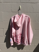 Load image into Gallery viewer, Elfric Eden Sweatshirt Size Medium
