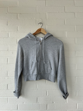 Load image into Gallery viewer, Brandy Melville Sweatshirt Size Small
