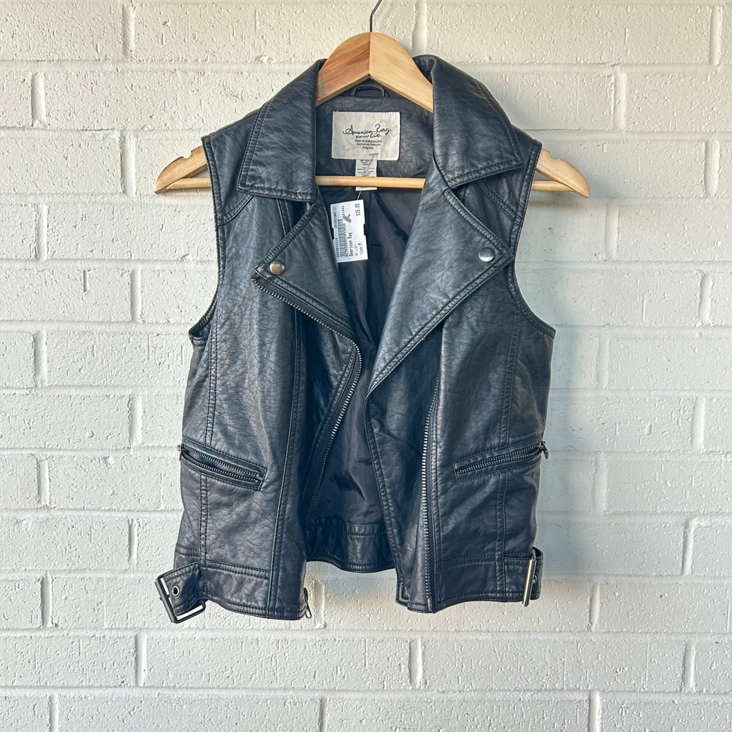 American Rag Outerwear Size Medium