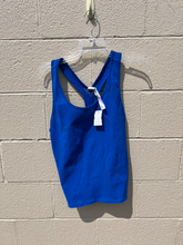 Load image into Gallery viewer, Fabletics Athletic Top Size 3XL
