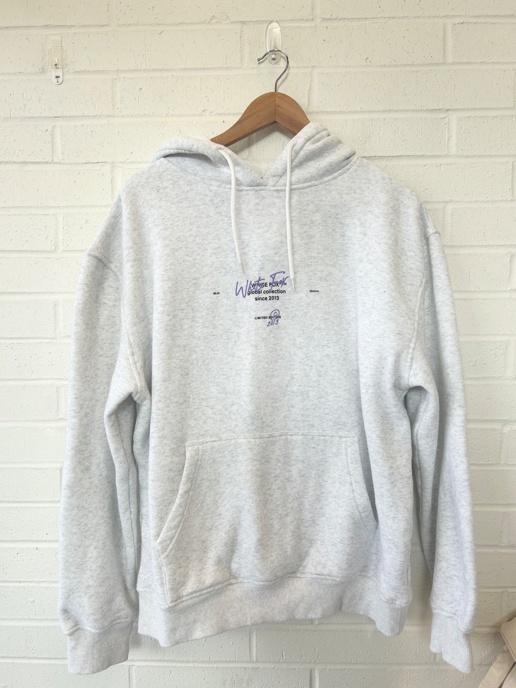 White Fox Sweatshirt Size Medium