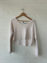 Load image into Gallery viewer, Free People Sweater Size Extra Small
