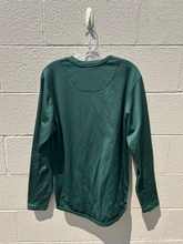 Load image into Gallery viewer, Nike Athletic Top Size Large
