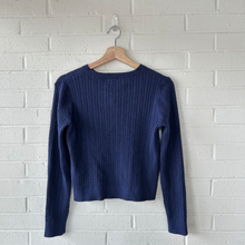 Load image into Gallery viewer, Old Navy Sweater Size Small
