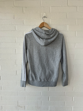 Load image into Gallery viewer, Adidas Sweatshirt Size Small
