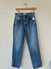 Load image into Gallery viewer, Pac Sun Denim Size 2 (26)
