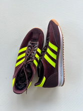 Load image into Gallery viewer, Adidas Casual Shoes Womens 8.5
