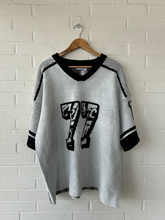 Load image into Gallery viewer, Short Sleeve Top Size Large
