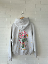 Load image into Gallery viewer, Dandy Worldwide Sweatshirt Size Medium

