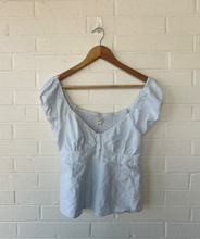 Load image into Gallery viewer, Aeropostale T-Shirt Size Medium

