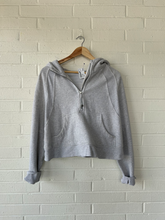 Load image into Gallery viewer, Lulu Lemon Sweatshirt Size Medium
