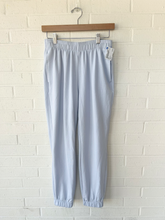 Load image into Gallery viewer, Dsg Pants Size Small
