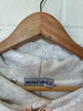 Load image into Gallery viewer, Sweatshirt Size Large
