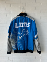 Load image into Gallery viewer, Nfl Heavy Outerwear Size Large
