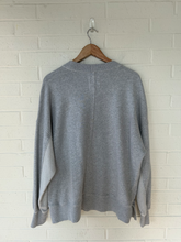 Load image into Gallery viewer, Aerie Sweatshirt Size Small
