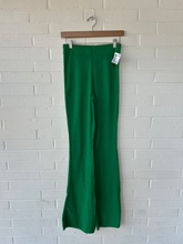 Load image into Gallery viewer, Zara Pants Size Medium
